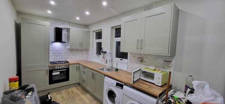Bathroom fitter 