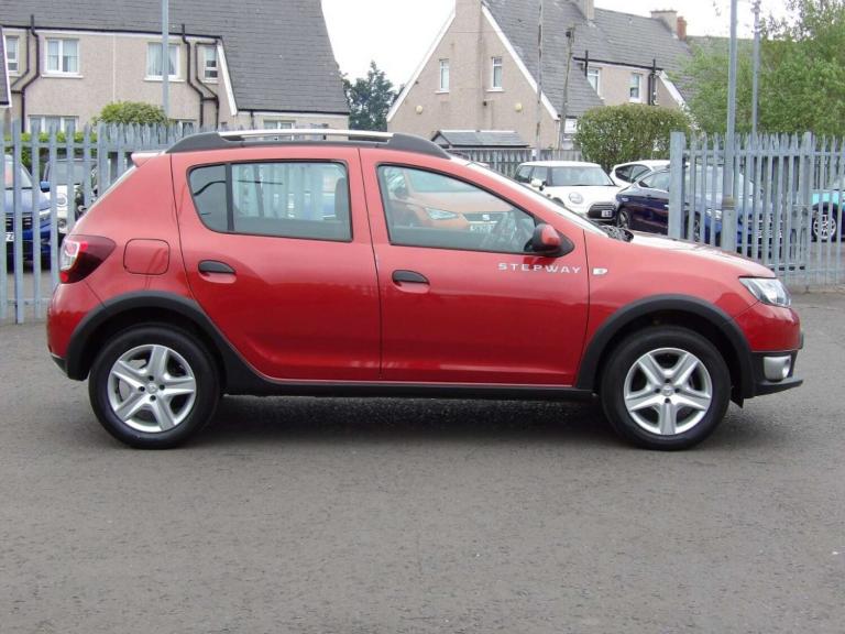2015 Dacia Sandero Stepway 0.9 TCe Laureate 5dr HATCHBACK PETROL Manual