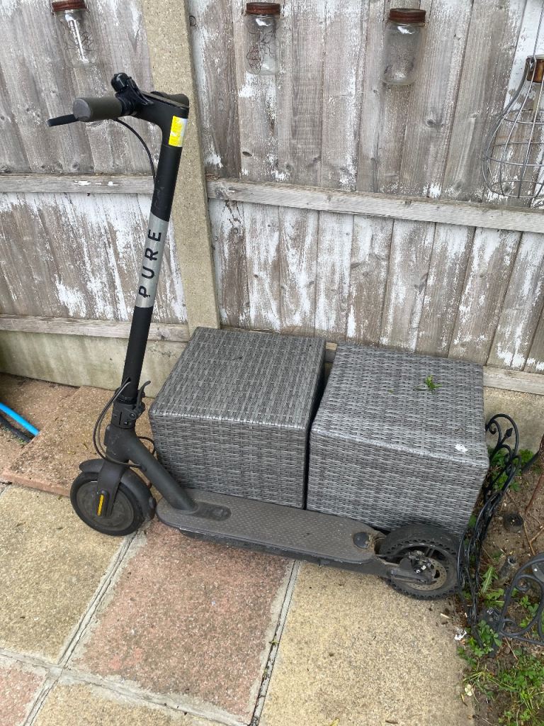 Pure electric scooter 