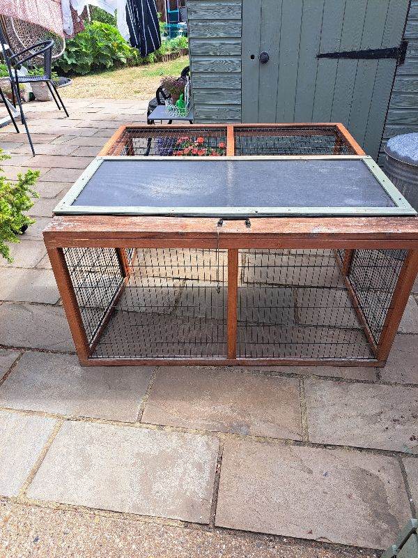 Animal pen