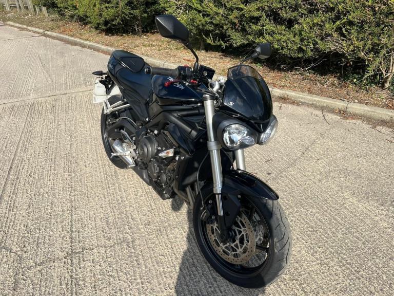2017 17 TRIUMPH STREET TRIPLE S 765 NAKED BLACK 765S HISTORY HPI CLEAR