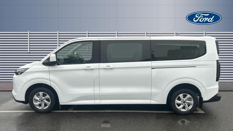 2025 Ford Tourneo Custom 340 L2 Petrol Fwd 2.5 PHEV 232ps H1 Zetec 8 seater Auto Standard Roof Mi...