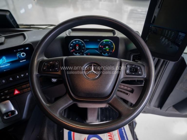 2021 (21) MERCEDES-BENZ AROCS 3240 8X4 TIPPER 32T