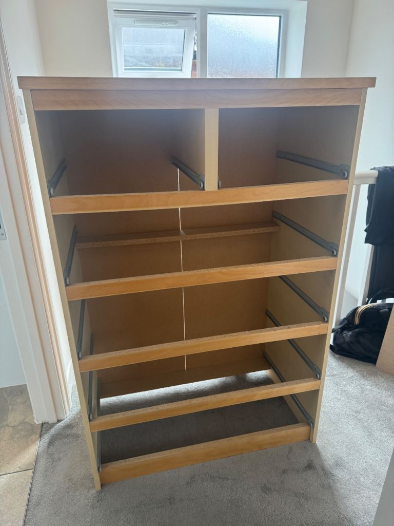 Chest of drawers - decent condition - FREE