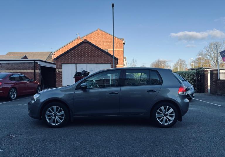 2011 Volkswagen Golf 1.6 TDi 105 Match 5dr DSG HATCHBACK Diesel Automatic