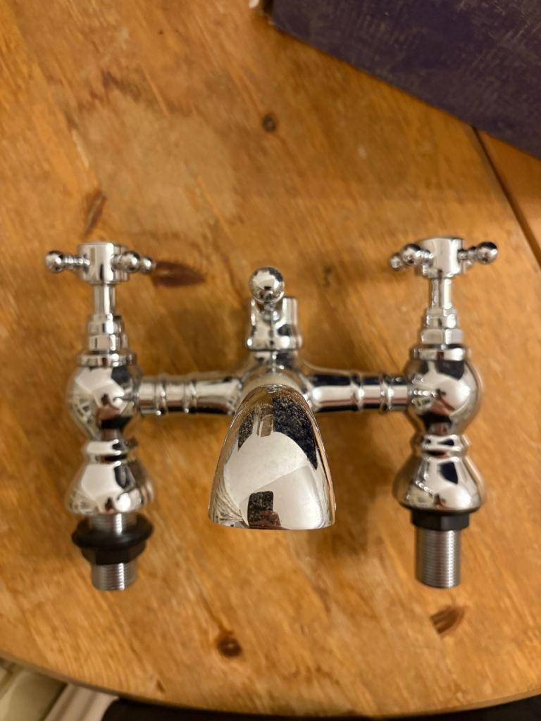 Trisen Brassware Chrome Bath Shower Mixer Tap with 150cm Hose