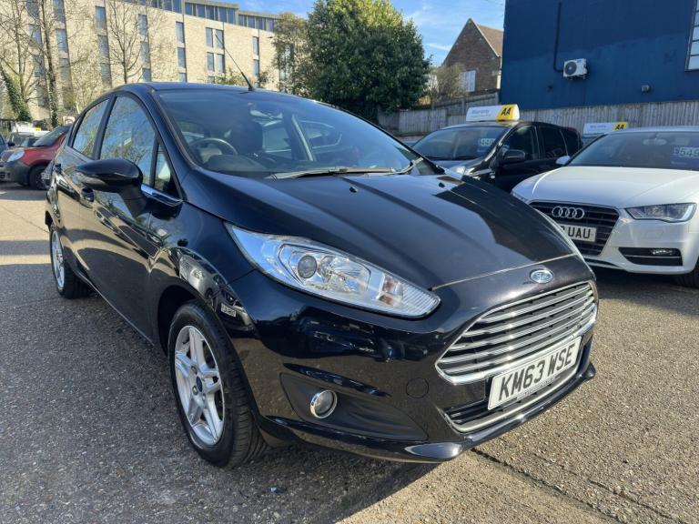 FORD FIESTA 1.3 Zetec 2013