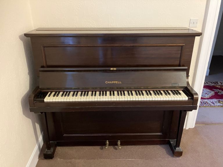 Free Chappell upright piano