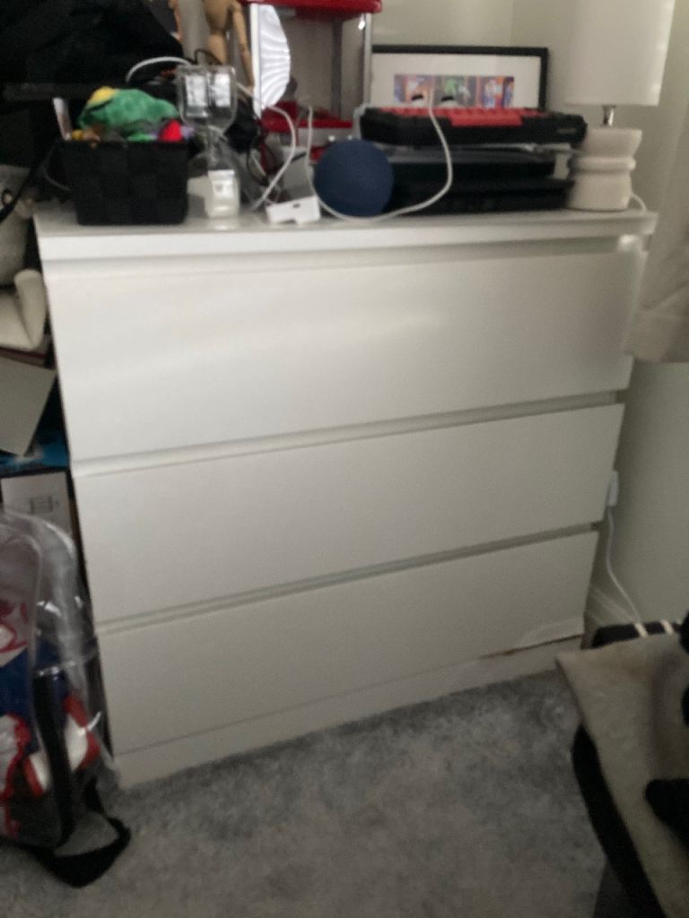 Malm IKEA White 3 drawers with glass top 