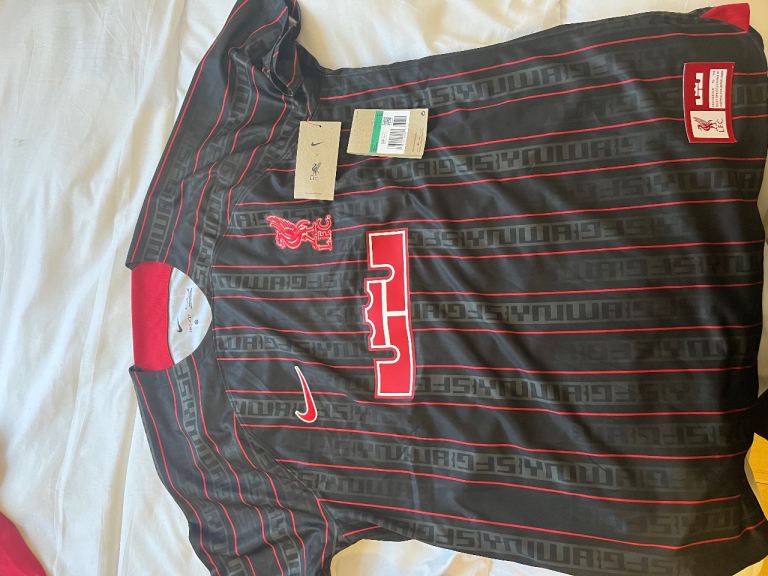 Genuine Liverpool Football Shirt x Lebron James Limited Edition Nike
