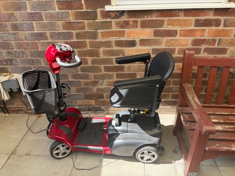 Mobility scooter