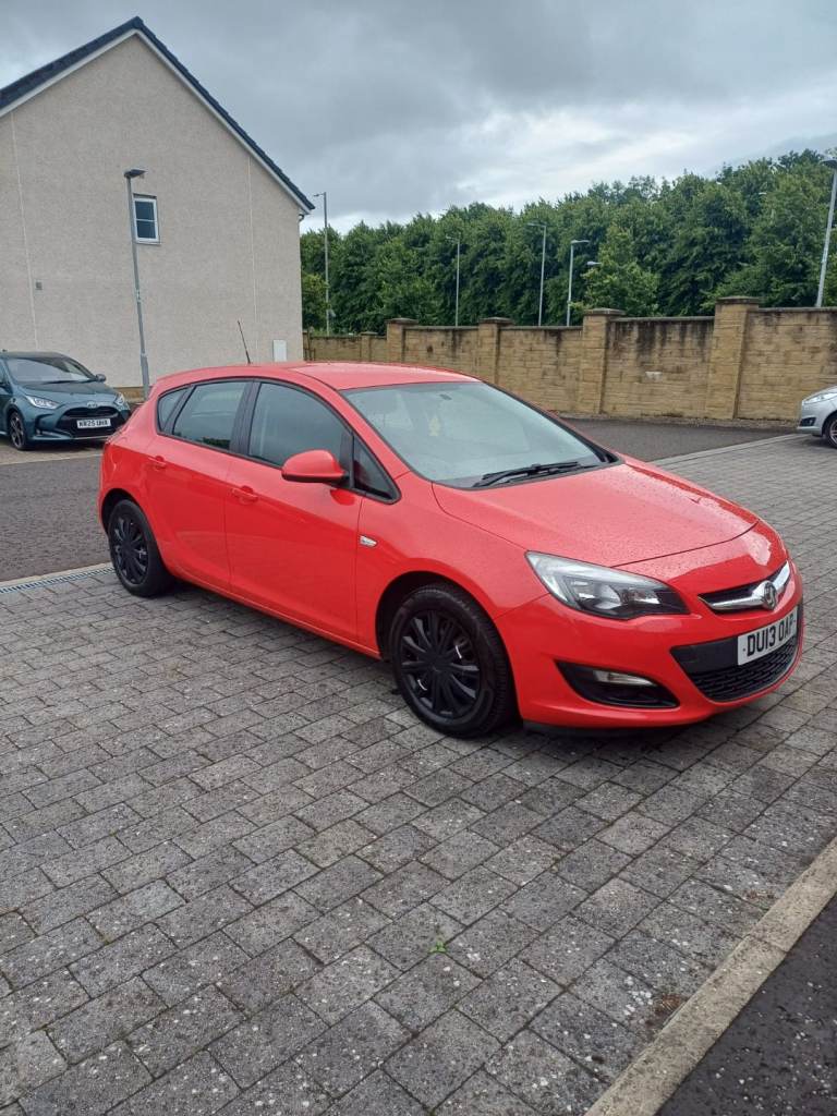 Vauxhall, ASTRA, Hatchback, 2013, Manual, 1598 (cc), 5 doors