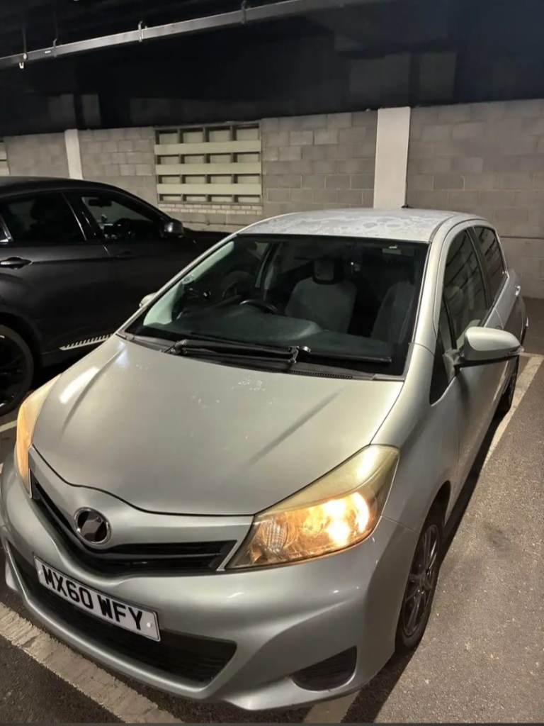 Toyota vitz 2010 