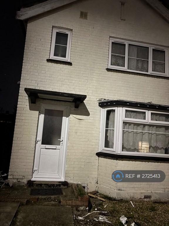 1 bedroom in Stoneleigh Avenue, Enfield, EN1 (#2725413)