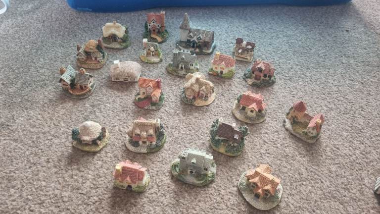 Minature houses 