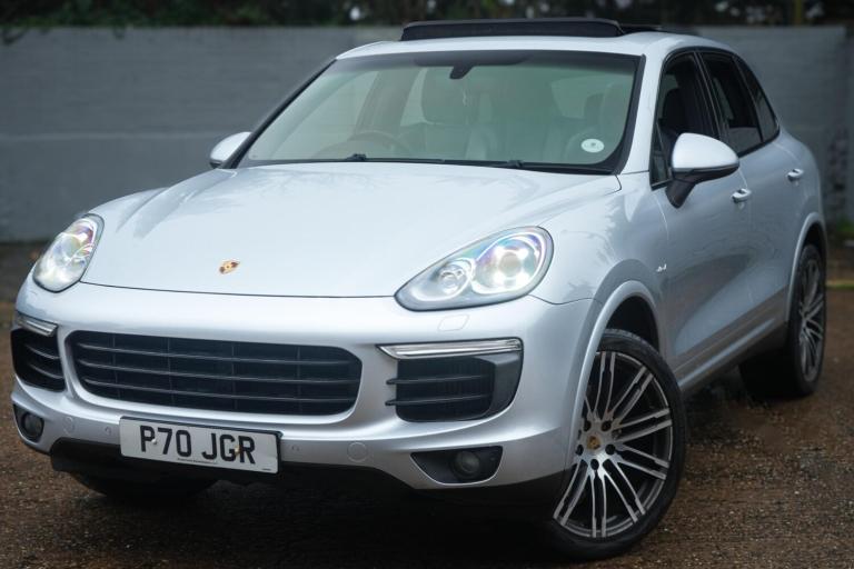 2017 Porsche Cayenne 4.2 TD V8 S Platinum Edition TiptronicS 4WD Euro 6 (s/s) 5dr ESTATE Diesel A...