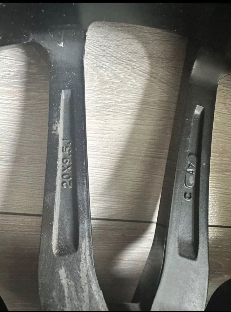 Mercedes 5 Spoke Diamond cut Wheels