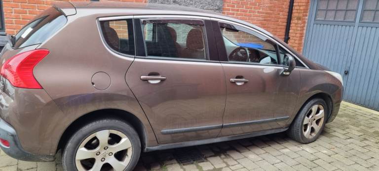 Peugeot, 3008, Hatchback, 2013 Semi-Auto 6-speed  1560 Tax £35