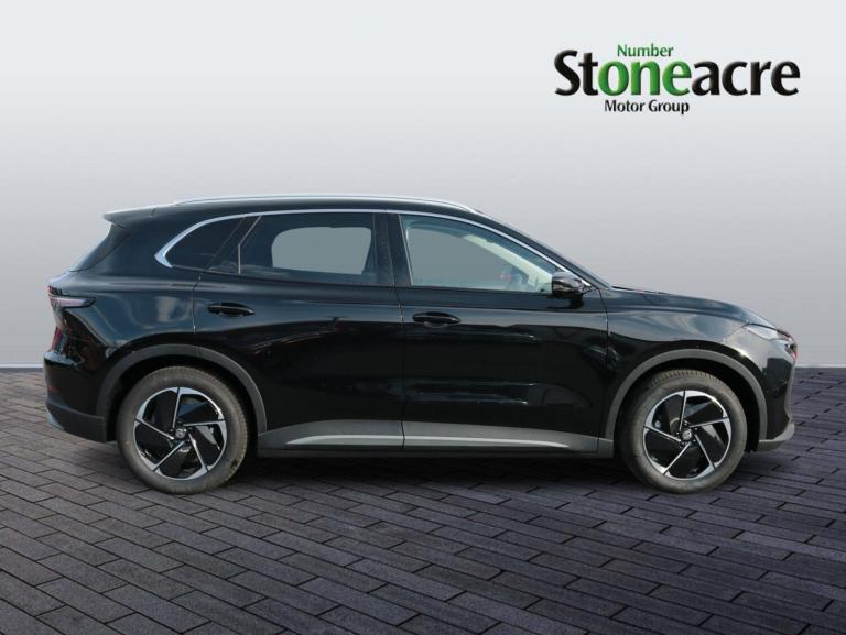 2025 MG MGS5 64kWh Trophy Long Range SUV 5dr Electric Auto (231 ps) HATCHBACK Electric Automatic