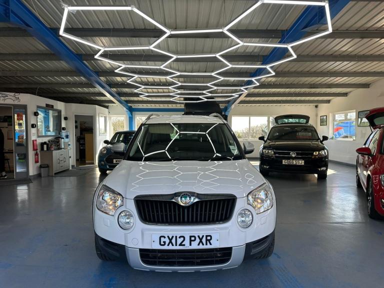 SKODA YETI 2.0 TDI Urban 2012