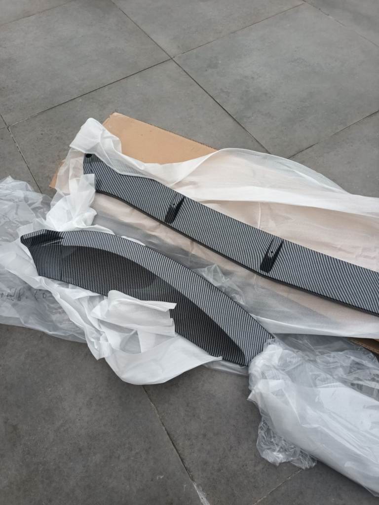 Mercedes C class carbon front splitter and skirts