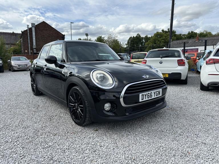 MINI HATCH 1.5 Cooper D Euro 6 (s/s) 5dr 2016