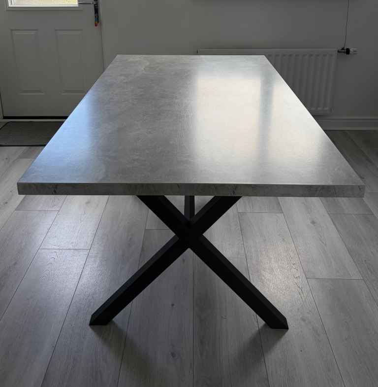 Dining table 90x160 concrete effect with black metal legs 