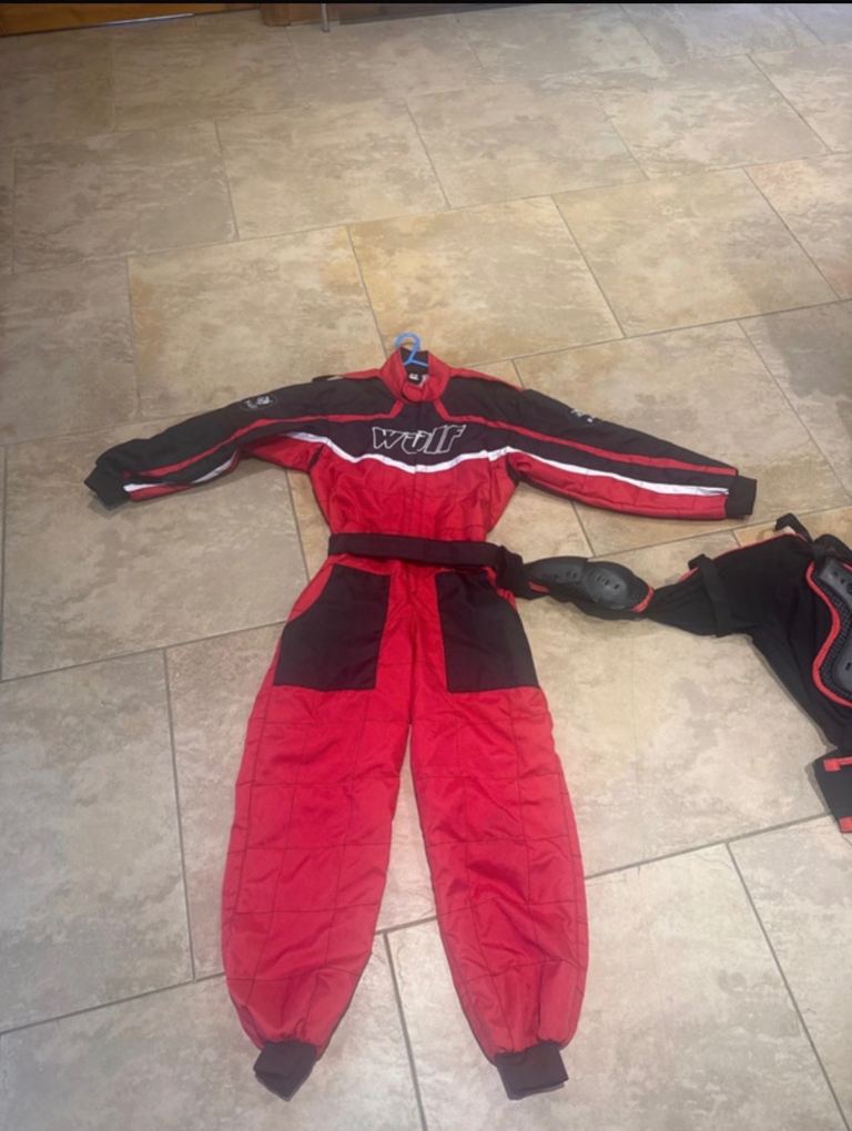 Wulf Kids' Race Suit with Body Armour – Good Condition