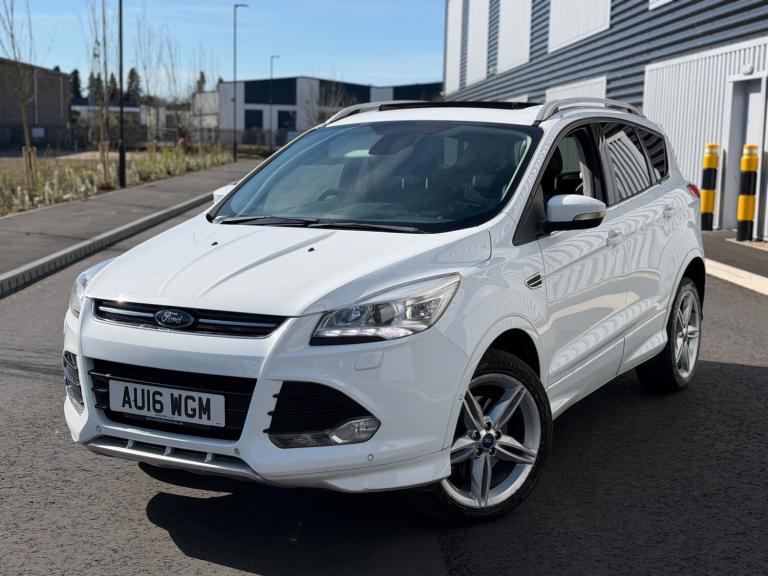 2016 FORD KUGA 2.0 TDCi 180 Titanium X 5dr ++ HIGH SPEC ++ 4x4 ++ PANROOF