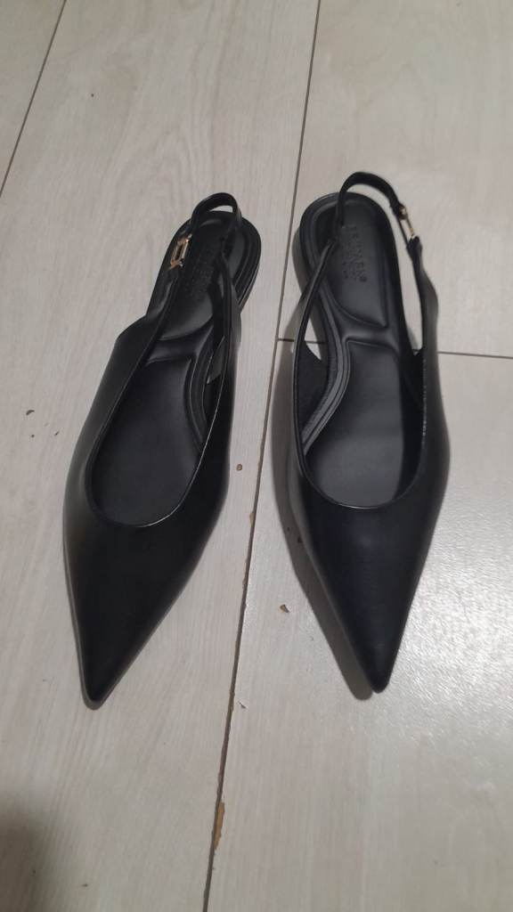 Primark Black Slingback Pointed Flats –  New