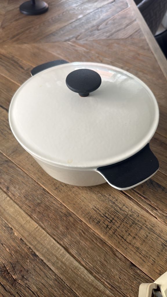 Dutch oven 