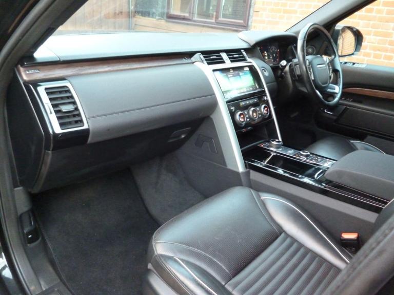 2019 Land Rover Discovery 3.0 SD V6 HSE Auto 4WD Euro 6 (s/s) 5dr ESTATE Diesel Automatic