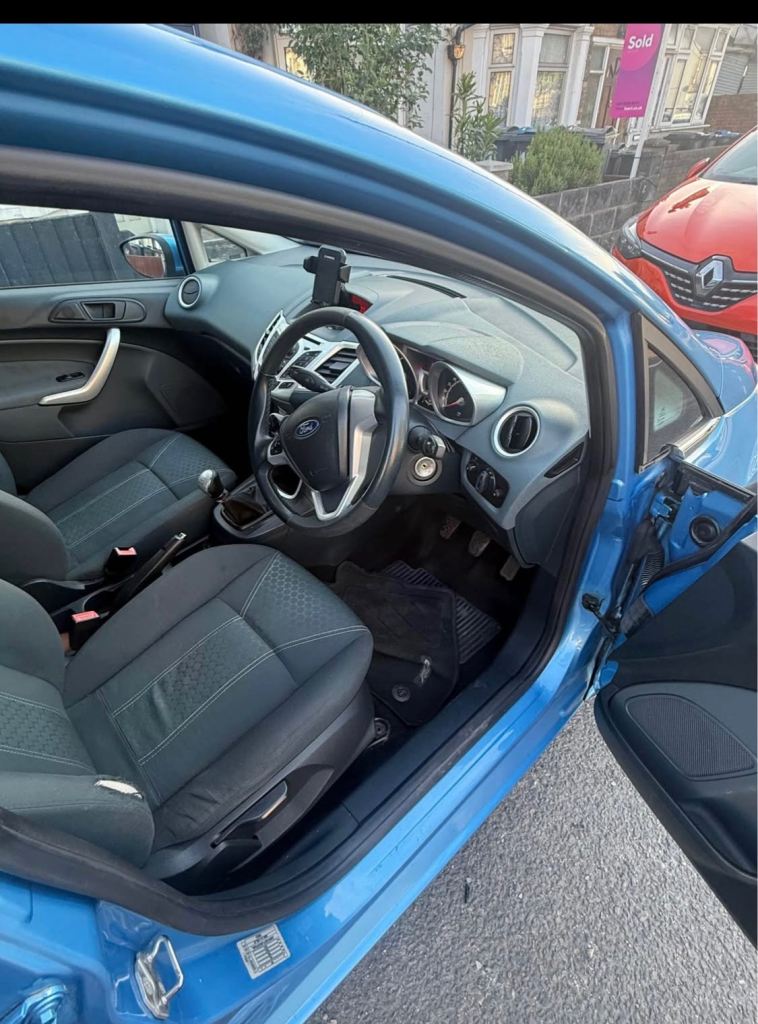 Ford, FIESTA, Hatchback, 2010, Manual, 1388 (cc), 5 doors
