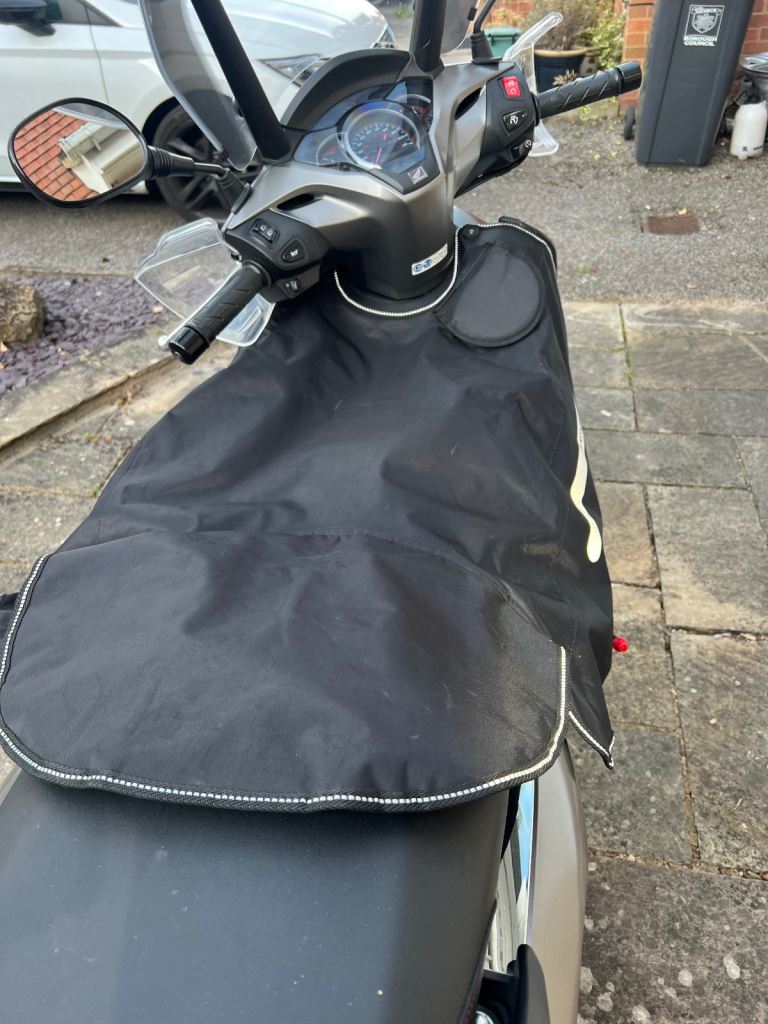 Honda sh 300 leg cover 