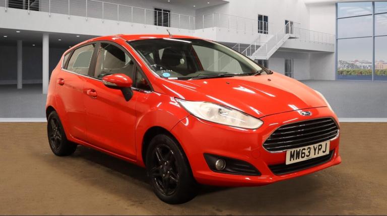 2014 Ford Fiesta 1.6 Zetec 5dr Powershift HATCHBACK Petrol Automatic