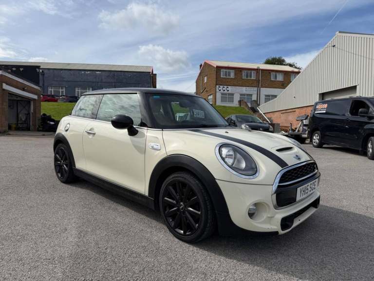 2015 MINI Hatch 2.0 Cooper S Euro 6 (s/s) 3dr Hatchback Petrol Manual