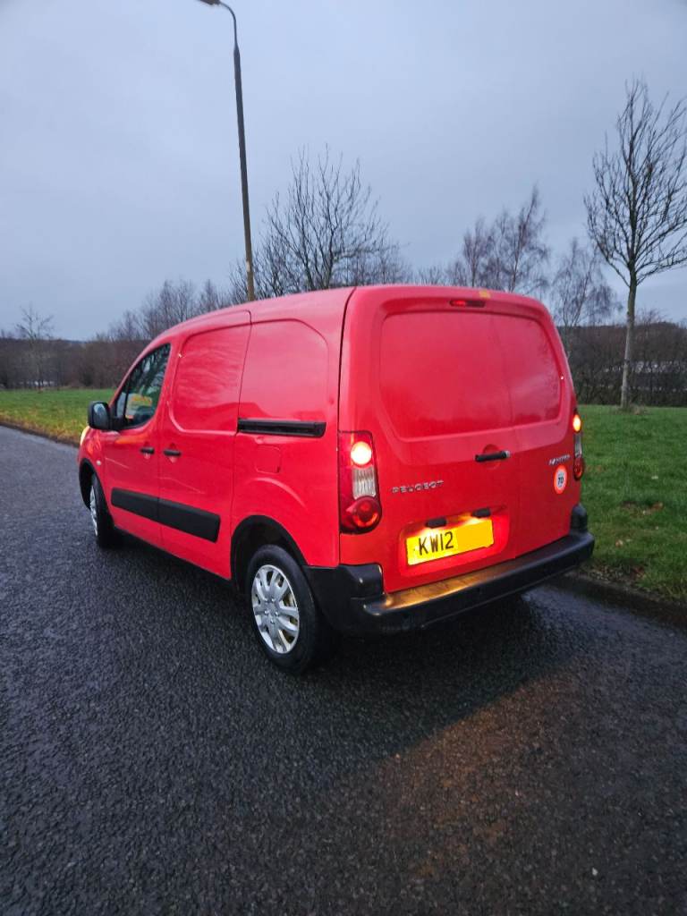 12/ reg  Peugeot partner 1.6 hdi fsh 103  k sim combo connect partner caddy berlingo