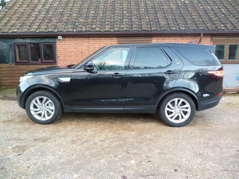 2019 Land Rover Discovery 3.0 SD V6 HSE Auto 4WD Euro 6 (s/s) 5dr ESTATE Diesel Automatic