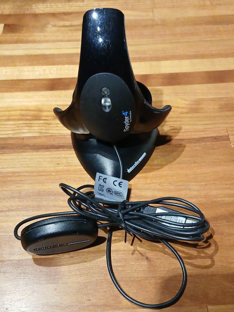 DataColor Spyder 4 Pro Monitor Calibrator, calibration tool, for computer monitors, good condition