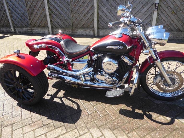 YAMAHA DRAGSTAR 650 TRIKE 02 REG VERY CLEAN  1 YEARS MOT REGISTERED AS TRIKE V5