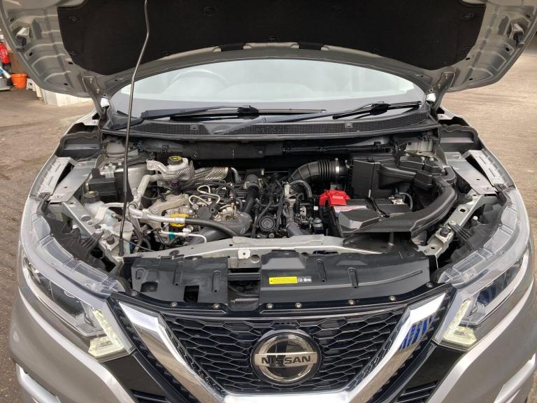 2019 Nissan Qashqai 1.3 DiG-T N-Connecta 5dr HATCHBACK PETROL Manual