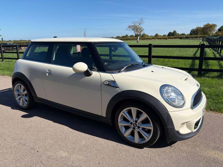 2012 MINI Hatch 2.0 Cooper SD Euro 5 (s/s) 3dr Hatchback Diesel Manual