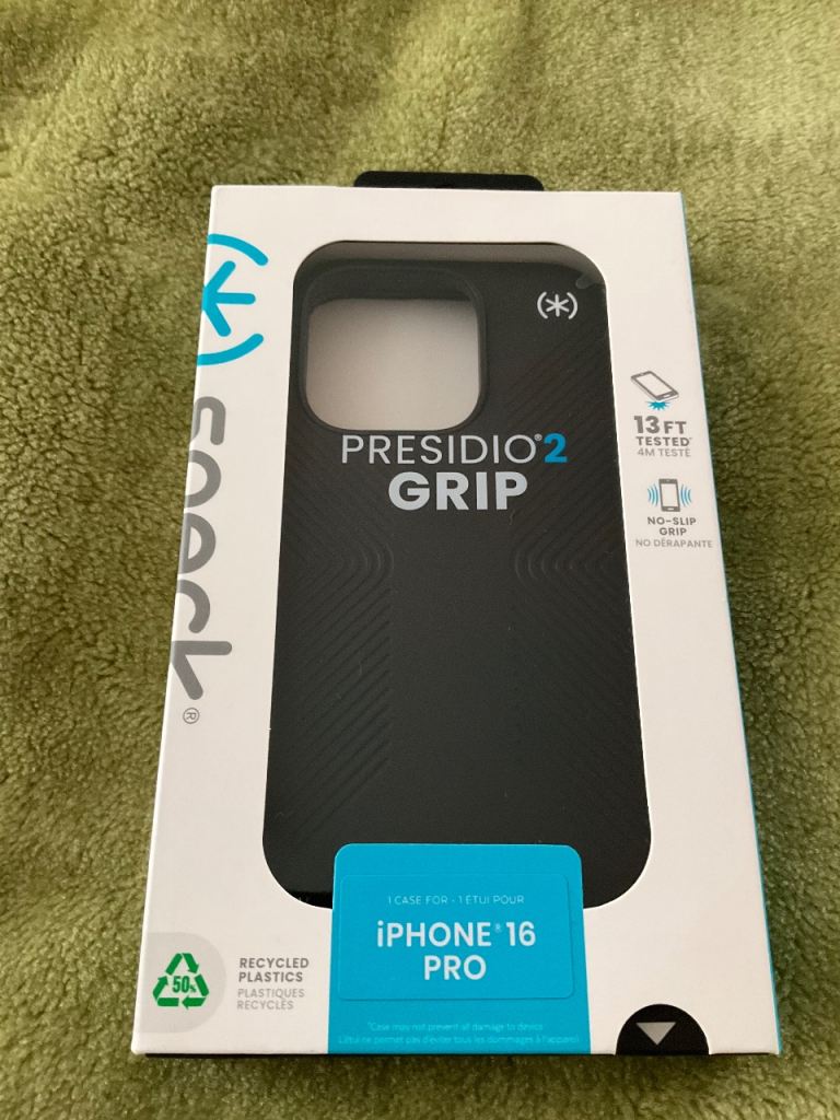 Speck Presidio2 Grip Hybrid Case for iPhone 16 Pro