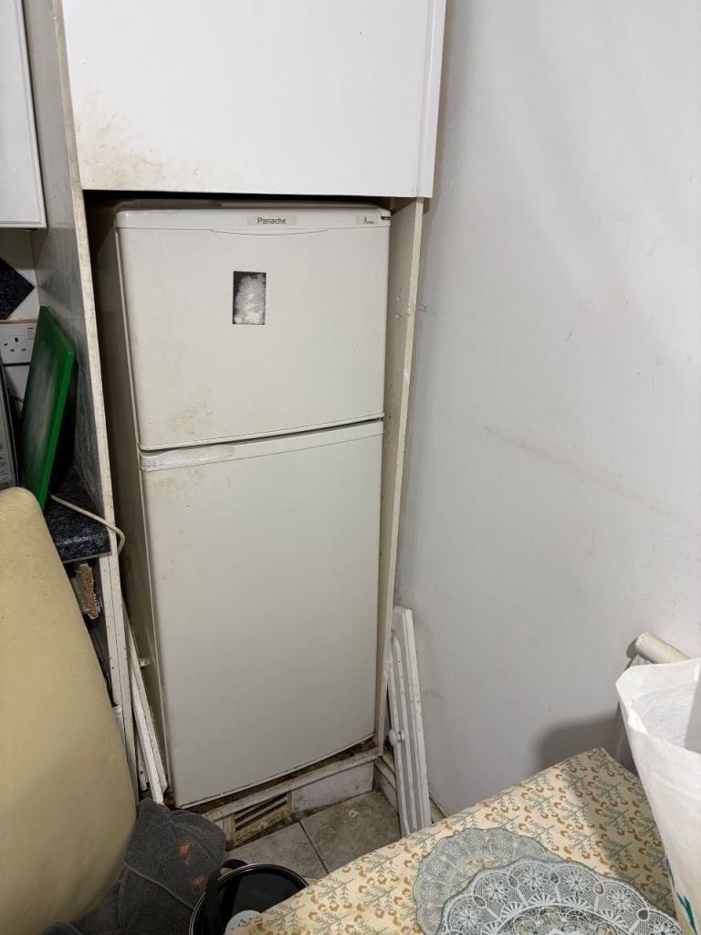 Fridge freezer 