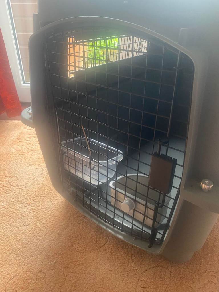 Kennel 300 by petmate travel crate