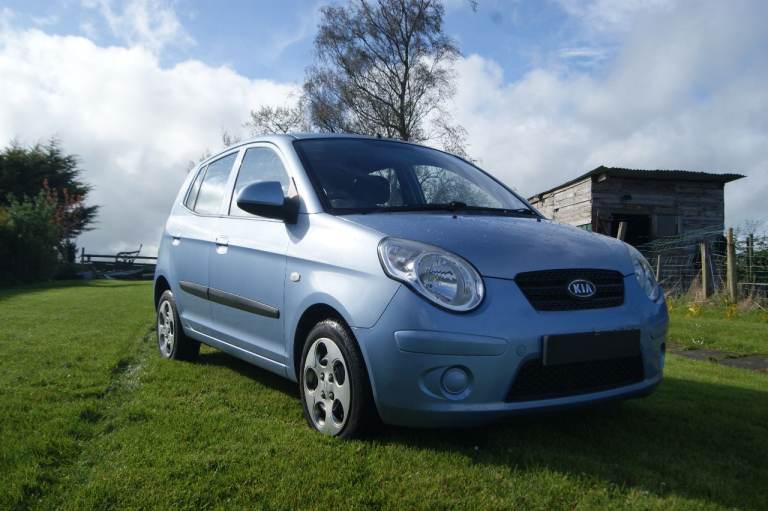 KIA PICANTO 2    (**  LOW INSURANCE £20 ROAD TAX* ) MOT 12 AUGUST 