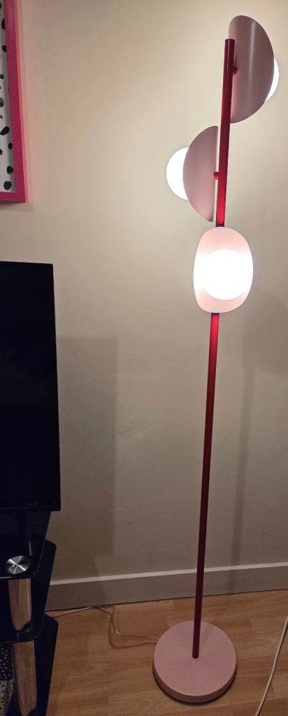 Retro floor lamp