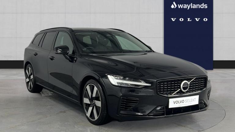 2025 Volvo V60 Plus, T6 AWD Plug-in hybrid, Electric/Petrol, Dark Estate Petrol Parallel PHEV Aut...