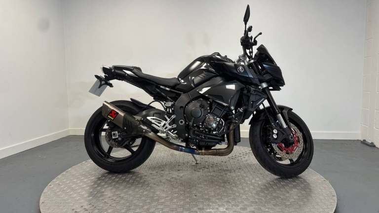 2018 Yamaha Mt-10 (16MY) ROADSTER Petrol Manual