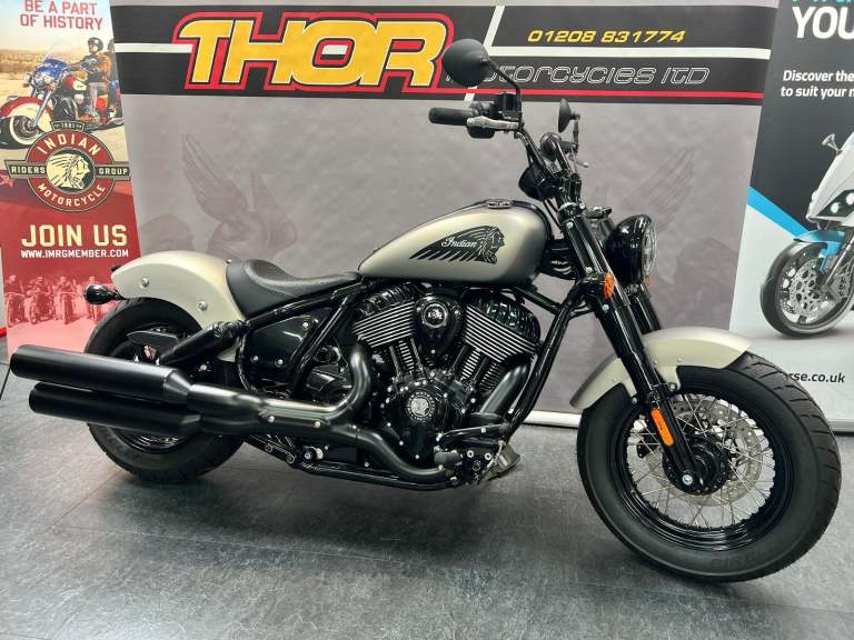 Indian CHIEF BOBBER 1890cc NEW £1500 OFF TOP SPEC NOW FROM ONLY £18495 